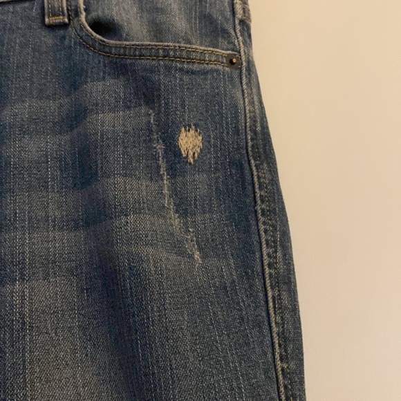 Levi’s Straight Leg Patch Jeans - Picture 6 of 7